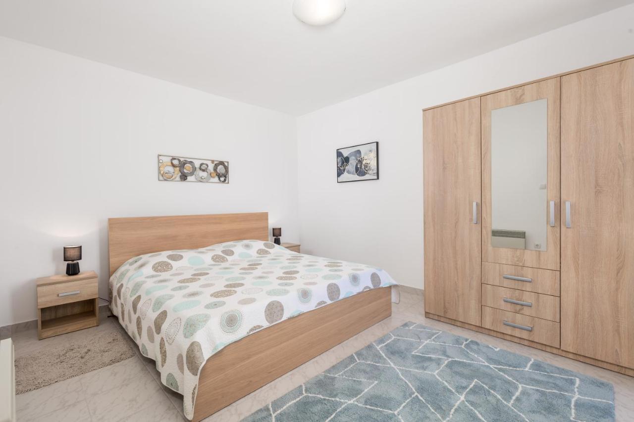 Apartments Vilma Opatija Exterior photo