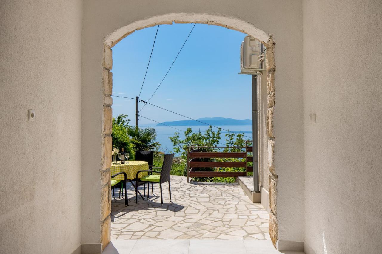 Apartments Vilma Opatija Exterior photo